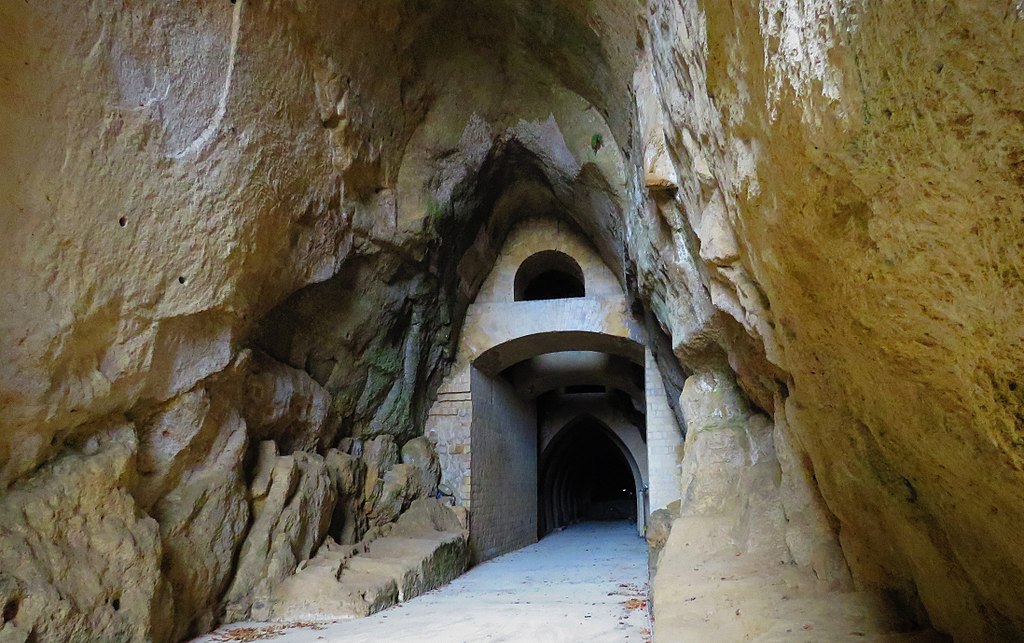 Crypta Neapolitana nel Parco Vergiliano a Piedigrotta.